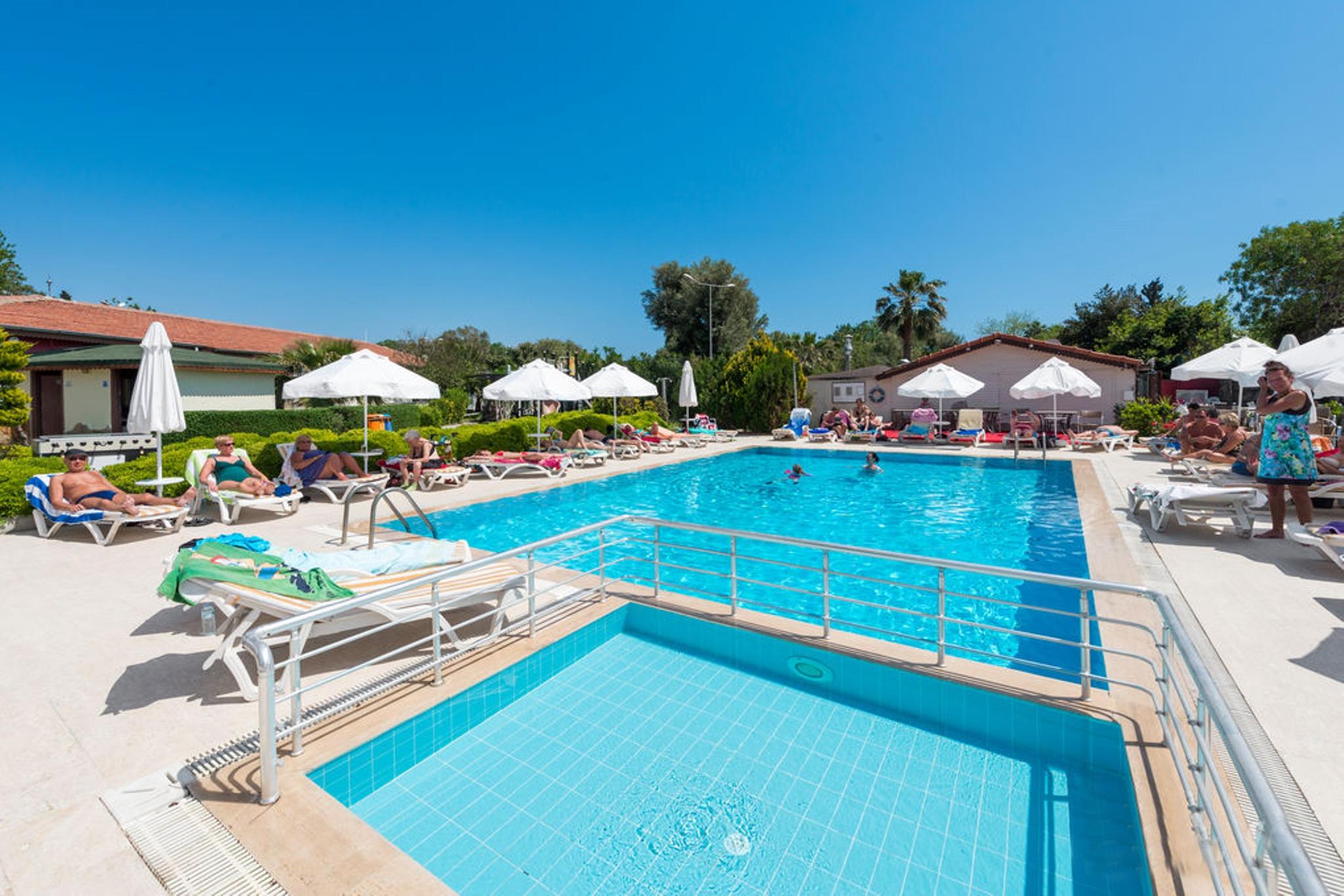 Altinkum Bungalows Side Bagian luar foto