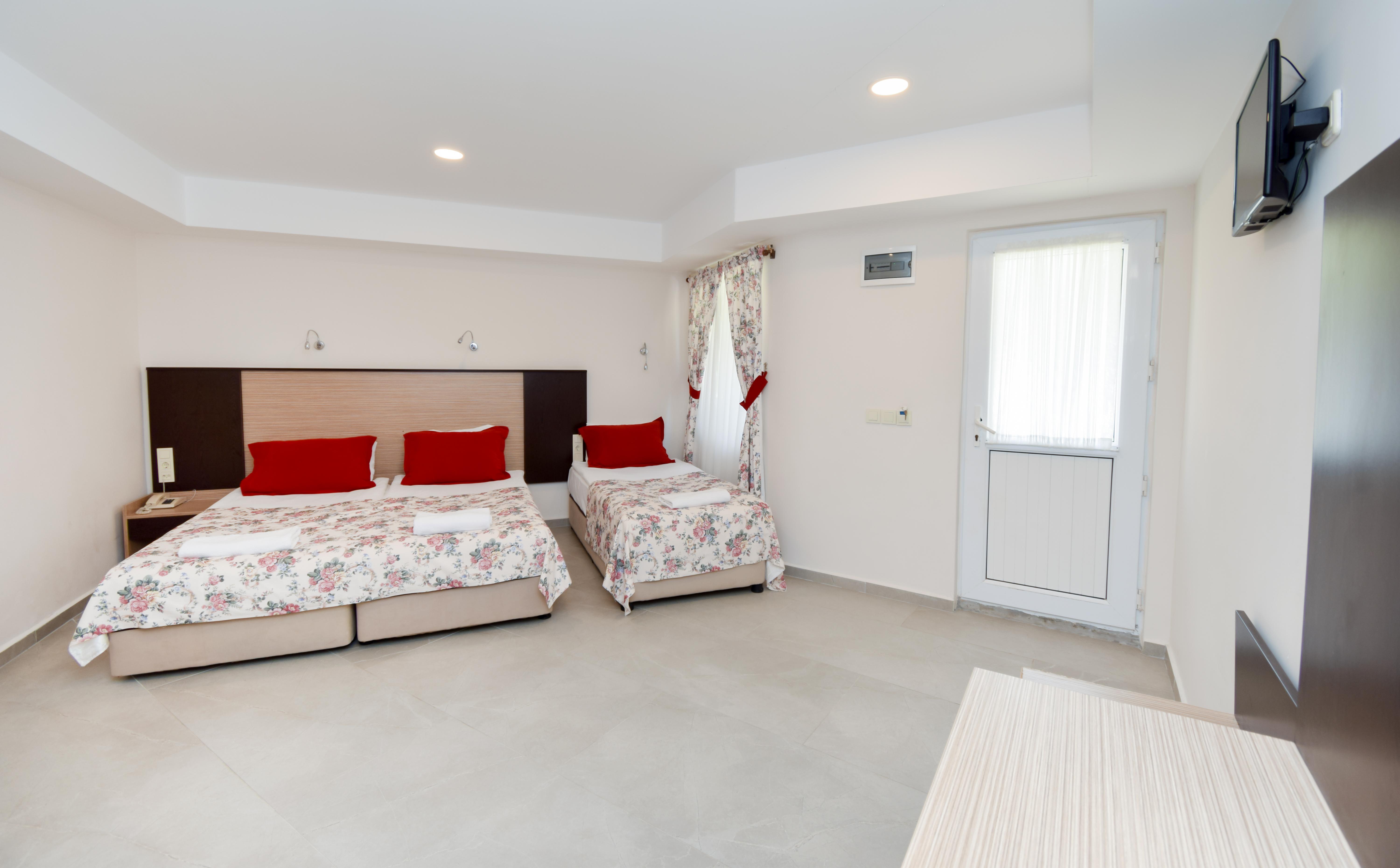 Altinkum Bungalows Side Bagian luar foto