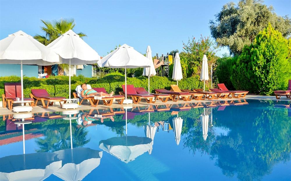 Altinkum Bungalows Side Bagian luar foto
