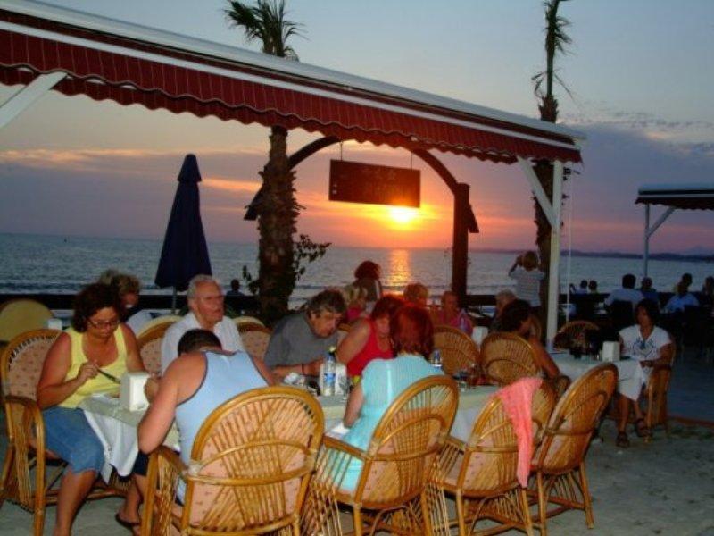 Altinkum Bungalows Side Bagian luar foto
