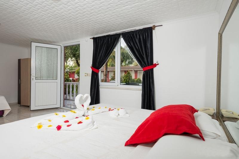 Altinkum Bungalows Side Bagian luar foto